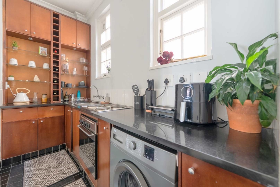 2 Bedroom Property for Sale in Cape Town City Centre Western Cape